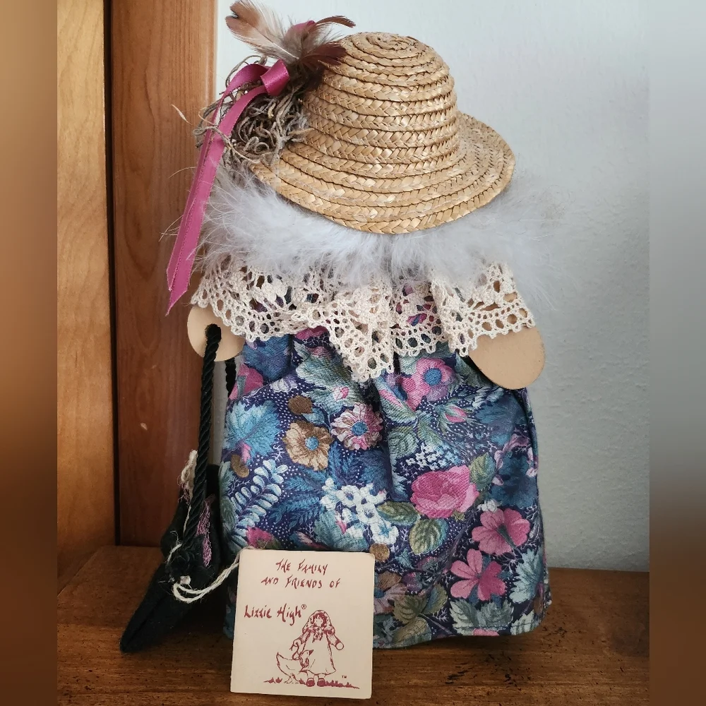 3 Wooden Dolls